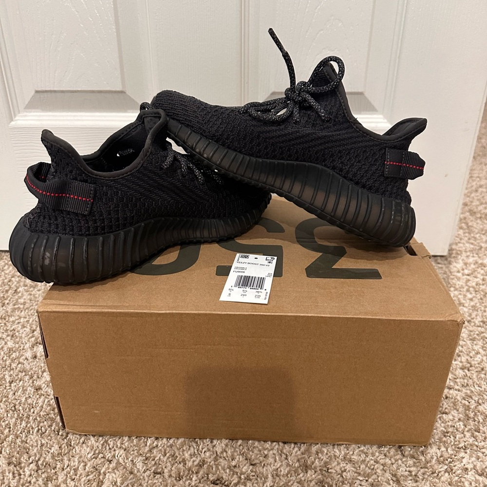 Yeezy Boost 350 V2 Black Red Sneakers